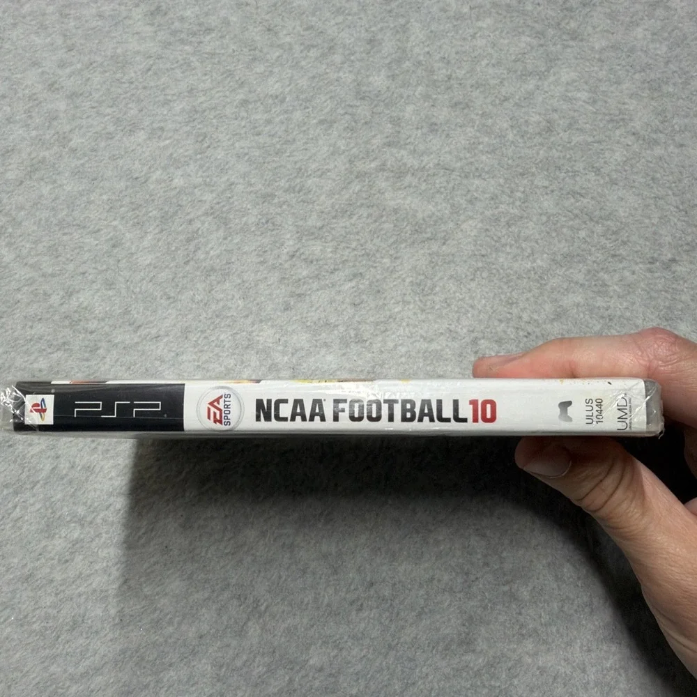 NCAA Football 10 (Sony PSP, 2009) NEW SEALED